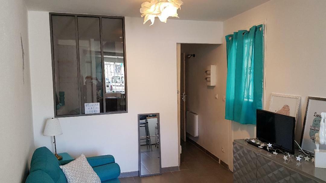 Cosy Corner Apartment L'Isle-sur-la-Sorgue Exterior photo